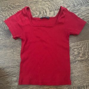 Red brandy Melville crop top barely worn